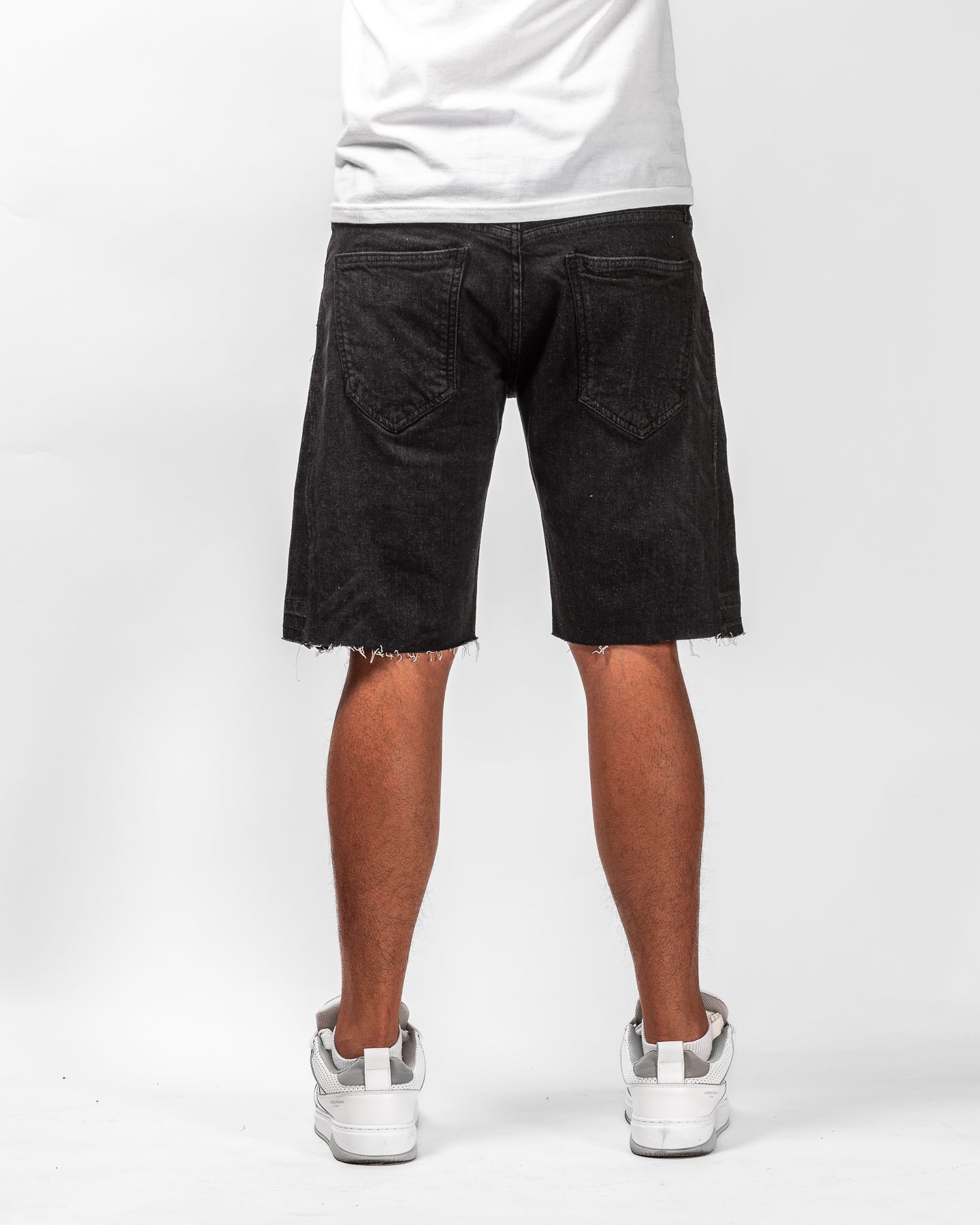 Mursaki Flared Short 'Italian Pebble Repair' 355-000 (Rinse Black)